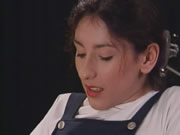 土耳其兩個辣妹讓男人射精